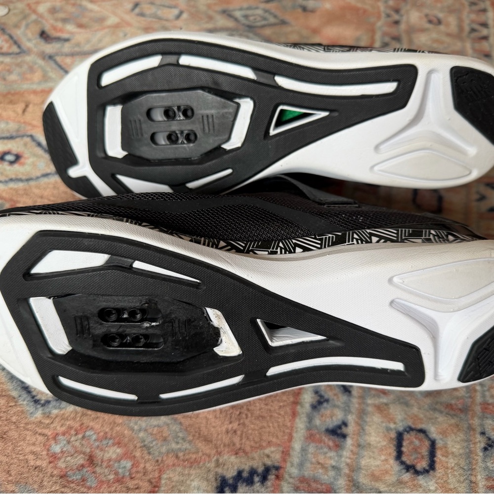 New Balance - NBCycle Black Velcro Cycle Shoes Women’s 10 - Picture 3 of 6